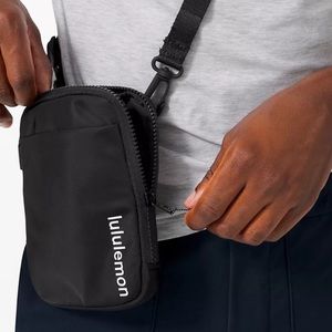 LULULEMON EASY ACCESS CROSSBODY BAG